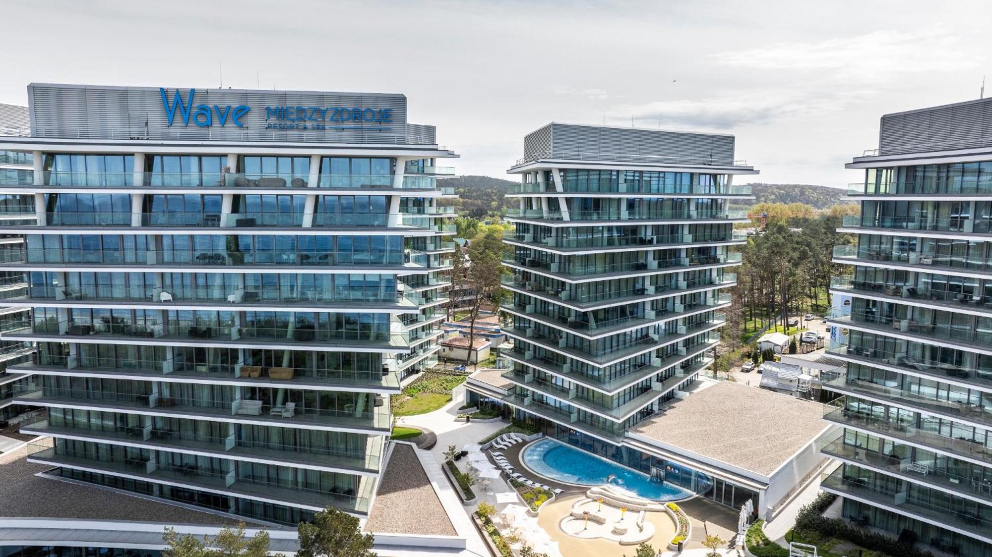 شقة Wave Panorama 8Th Floor Sea View مينززدرويه المظهر الخارجي الصورة
